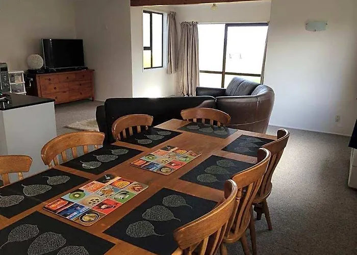 Ferienhaus Beautiful Lakefront Location *