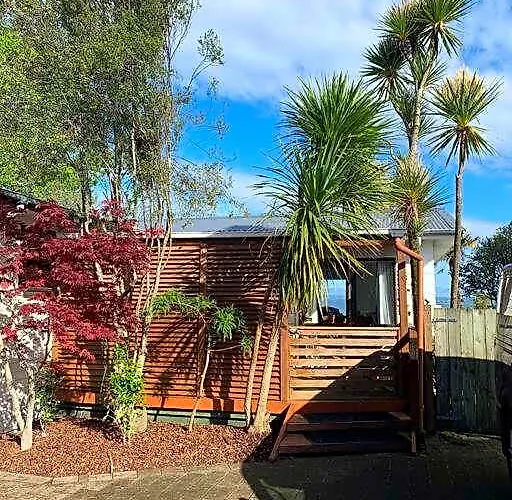 Ferienhaus Beautiful Lakefront Location